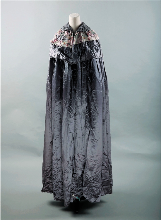 流光溢彩：法国丝绸艺术风格的演变