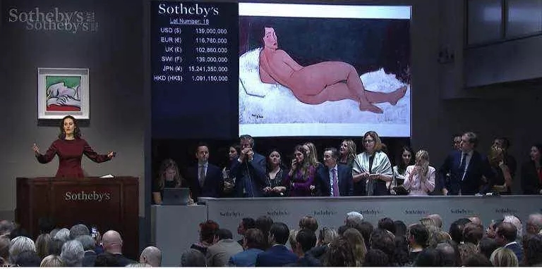 全球拍卖史估价最高作品《向左侧卧的裸女》以1.572亿美元在纽约苏富比成交
