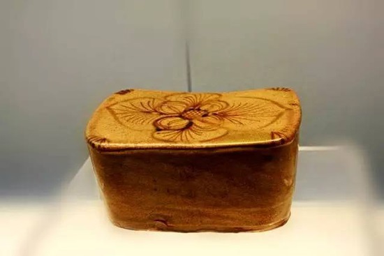 长沙窑瓷器：主要品种和艺术特色