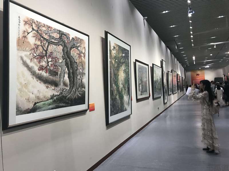 张军博中国画作品《枣林金秋》入展庆祝中华人民共和国成立70周年美术作品展　